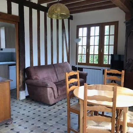 Le Colombier De Royaumont *